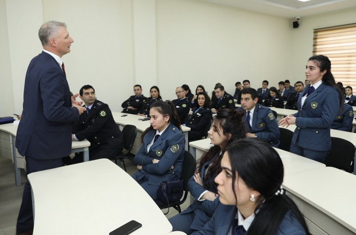 Avropa İttifaqının Azərbaycandakı nümayəndəliyinin rəhbəri Gömrük Akademiyasında olub