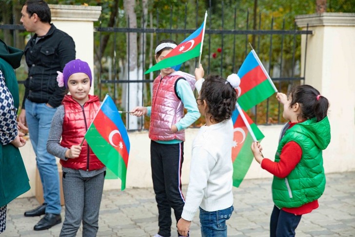 “Azərsun Holdinq” “Bayrağımız qürurumuzdur” aksiyası keçirib -