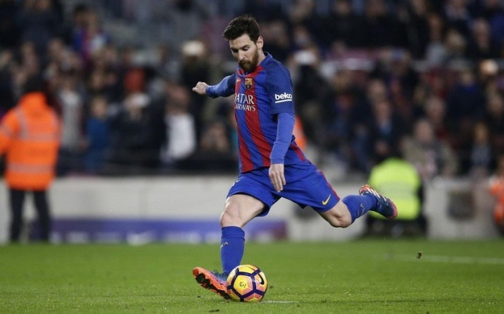 Messi karyerasında 300-cü məhsuldar ötürməsini edib