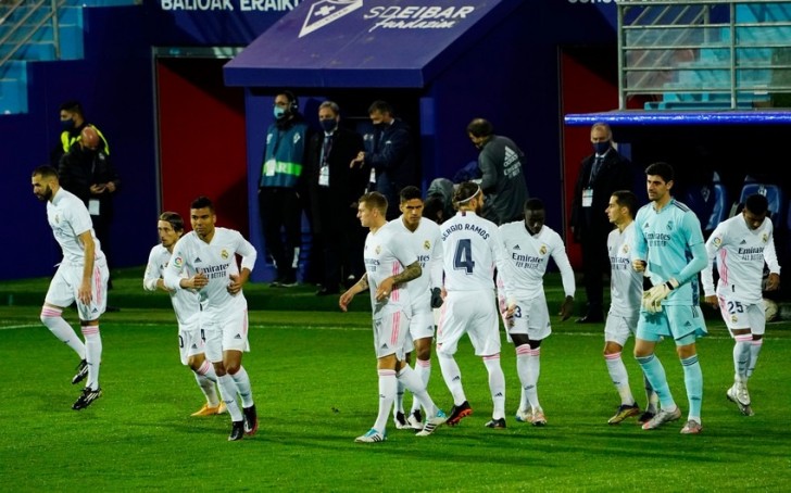 "Real Madrid" 3 futbolçusunu satmaq istəyir