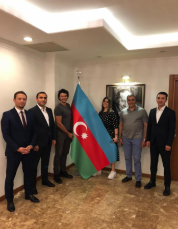 Van Damın oğlu azərbaycanlı qızla evləndi  -