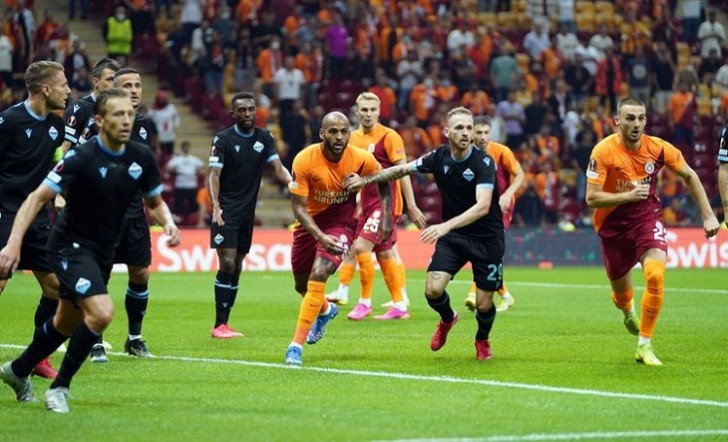 “Qalatasaray” avtoqolla qalib gəldi