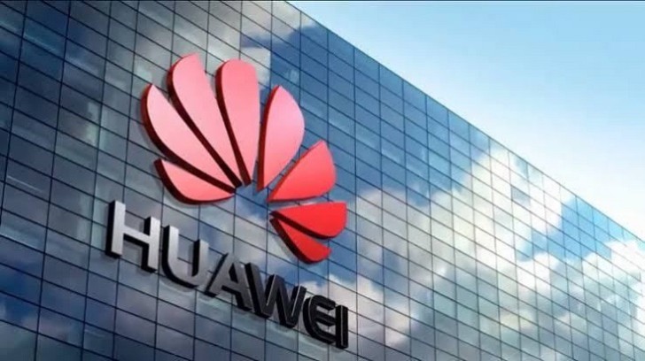 Dünyada sanksiyalarla, məhdudiyyətlərlə üzləşən "Huawei"in işləri bizdə "xod" gedir - ekspert