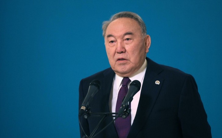 Nazarbayev xalqı Tokayevin ətrafında sıx birləşməyə çağırıb