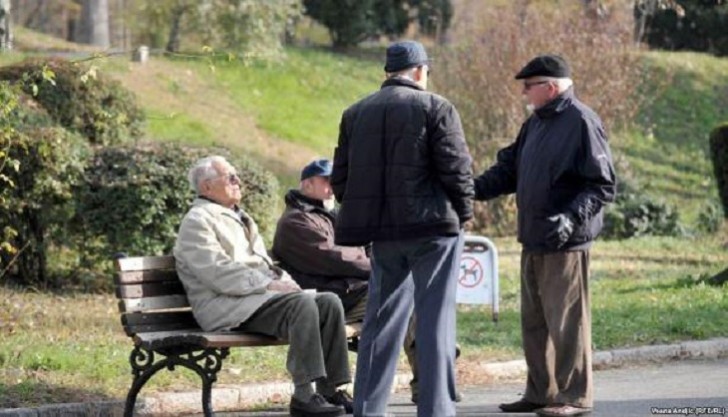 Azərbaycanda pensiya yaşı azaldıla bilərmi?