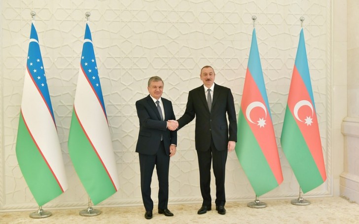 İlham Əliyev və Şavkat Mirziyoyev Daşkənddə Heydər Əliyev Meydanının açılış mərasimində iştirak ediblər