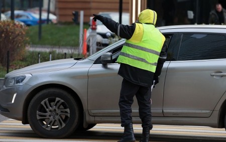 Parkinq pullarının rəislərə verilməsi iddiası haqda araşdırma başladı