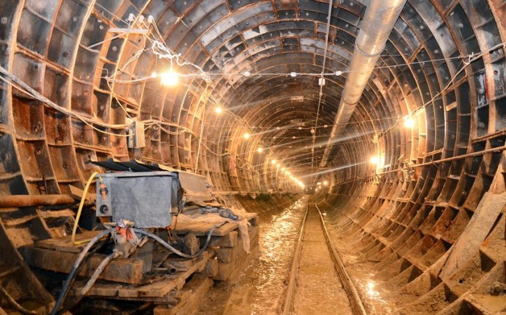 Metronun "Xocəsən" stansiyası istismara hazırlanır