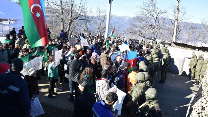 Rus "sülhməramlılar" azərbaycanlı aksiyaçılara günortaya kimi vaxt verib?