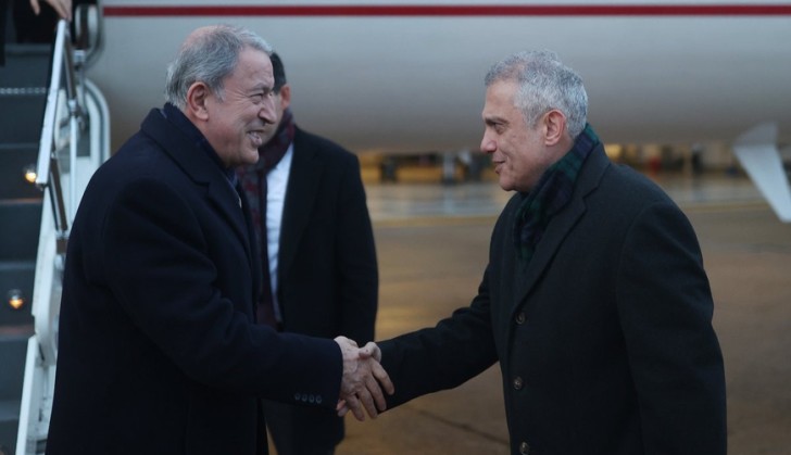 Hulusi Akar Londona gedib