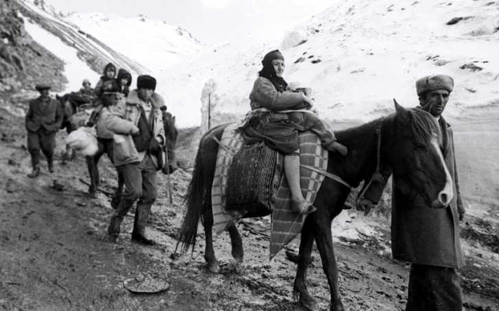 Qərbi Azərbaycandan olan qaçqınların statusuna yenidən baxılması təklif edilir