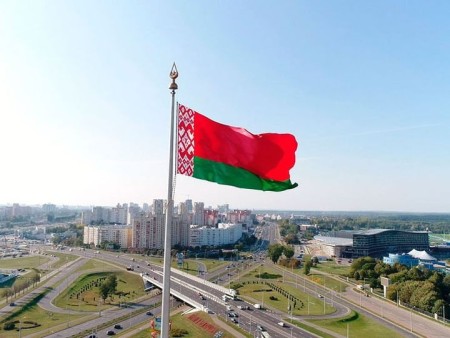 Belarus polşalı diplomatları qovdu