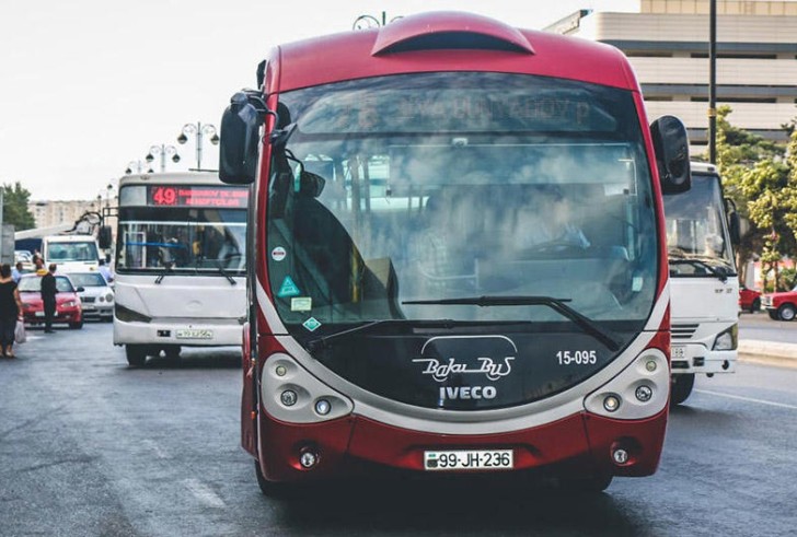 Bakıda bu avtobuslar gecikir -