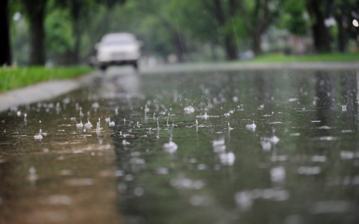 Ölkədə yağıntılı hava şəraiti davam edib