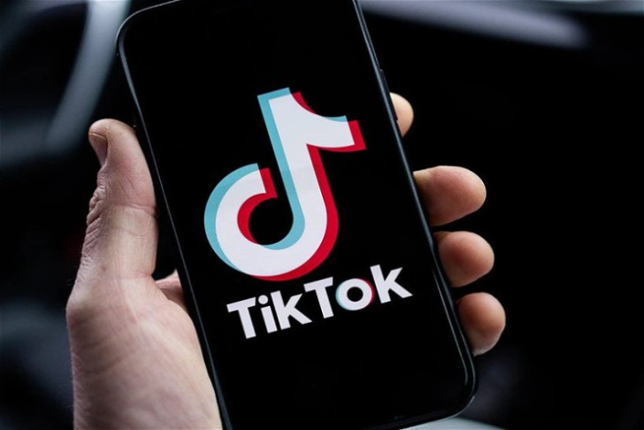 Azərbaycanda "TikToK"a giriş məhdudlaşdırıldı