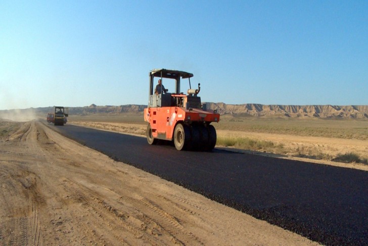 Siyəzəndə yol tikintisinə 8,8 milyon manat ayrılıb