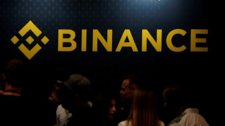 "Binance" rubla əsaslanan əməliyyatları dayandırır