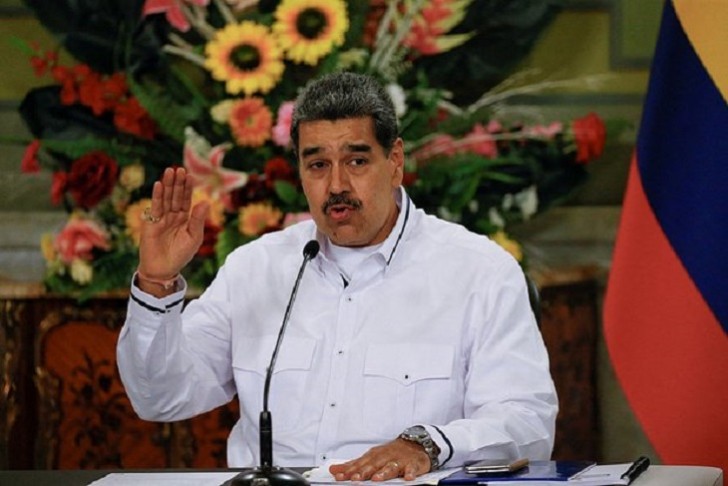 Maduro Qayana ilə mübahisəli ərazidə mənzil tikintisinə icazə verib