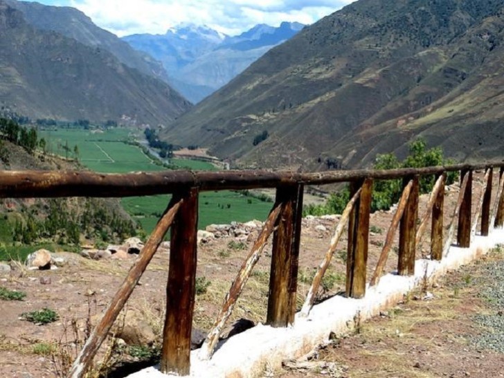 Peru Ekvadorla sərhəddə yerləşən 5 bölgədə fövqəladə vəziyyət elan edib