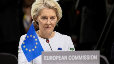 Von der Leyen: Aİ ABŞ-ın rüsum tətbiqinə sərt tədbirlərlə cavab verəcək