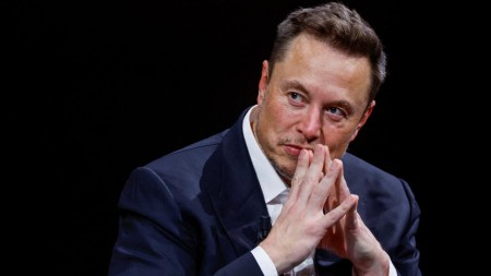 Musk: Qanunsuz miqrasiyanın asanlaşdırılmasına milyardlarla dollar xərclənib