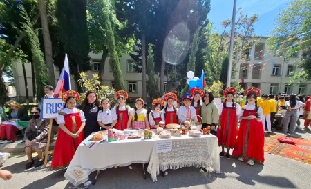 Səttar Bəhlulzadə adına XDTG-də Heydər Əliyevin anadan olmasının 102-ci ilinə həsr olunmuş festival keçirilib