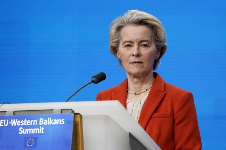 Fon der Leyen: Aİ-nin 17-ci sanksiya paketi 189 tankeri də əhatə edir