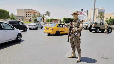 Liviya MBH qüvvələri etirazçılara atəş açıb
