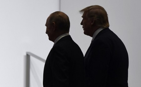 Trampla Putin mayın 19-da telefonla danışacaqlar