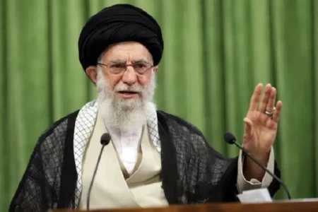 İranın ali lideri Xamenei İsraillə müharibədə qələbəni elan etdi