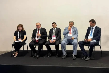 BDU rektoru Qlobal Dayanıqlı İnkişaf Konqresinin panelində çıxış edib