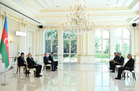 İlham Əliyev İranın yeni səfirinin etimadnaməsini qəbul edib