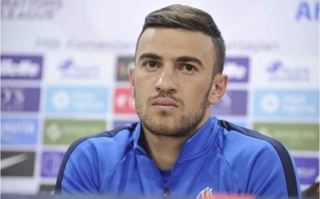 “Araz-Naxçıvan” Alxasov və Qarayevlə müqaviləni uzatdı