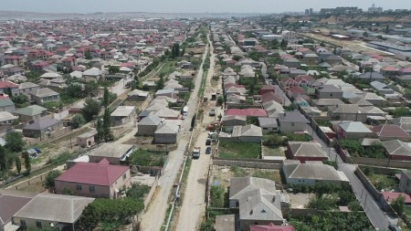 Magistral xəttin üzərində tikilən evlər su təchizatına ciddi problem yaradır (FOTO/VİDEO)