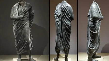 Mark Avrelinin heykəli 65 ildən sonra Türkiyəyə qaytarılır