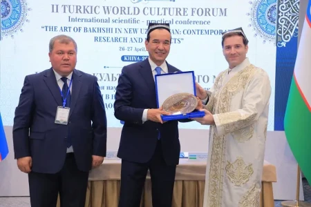 Sahib Paşazadə “Özbəkistanın mədəniyyət elçisi” seçildi
