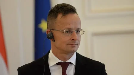 Siyarto: Macarıstan və Serbiyada çevriliş cəhdləri xaricdən idarə olunur