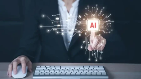 Instaqram və VotsApp istifadəçilərlə dialoqa başlayacaq