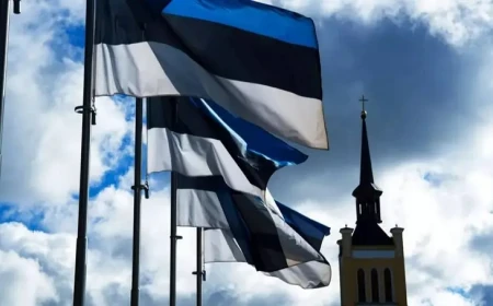 Estoniya  XİN vətəndaşlarını Rusiyaya səfərdən çəkinməyə çağırıb