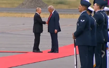 Trampla Putin üz-üzə - VİDEO