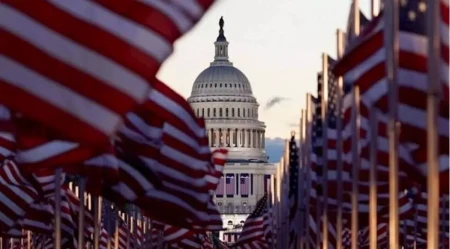 Tramp ABŞ hökumətinin işinin dayandırıla biləcəyini açıqlayıb