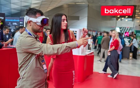 "Bakcell" "INMerge" Sammitində ən son innovasiyalarla çıxış edir