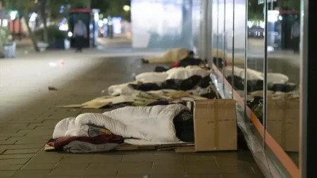 Böyük Britaniyada aclıq böhranı: 14 milyon insanın qidaya çıxışı yoxdur