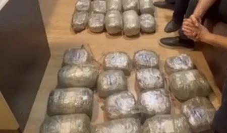 Paytaxtda saxlanılan üç kuryerdən 3 kq narkotik aşkarlanıb