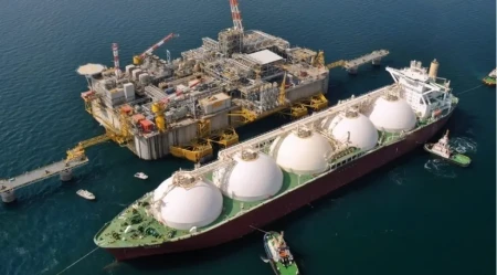 AK 2026-cı ilə qədər Rusiyadan LNG alışını dayandırmağı planlaşdırır