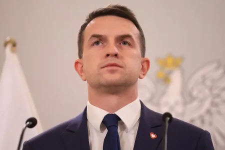 Polşa hələ Belarusla sərhədin açılması ilə bağlı qərar qəbul etməyib