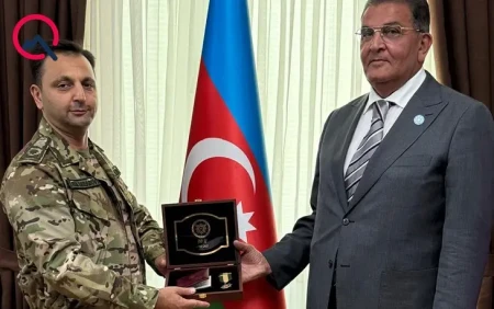 3 gün əvvəl işdən çıxarılan general Saleh Səmədova medal veribmiş -