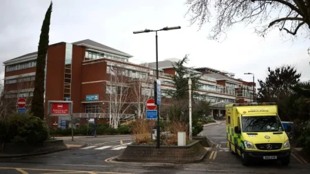 Böyük Britaniyada tibb bacılarına qarşı irqçilik 55 faiz artıb