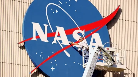 NASA 2025 US6 asteroidinə dair məlumatları bazasından silib