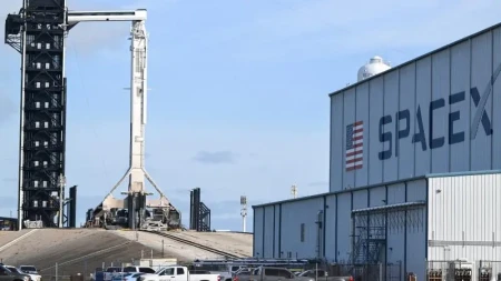 SpaceX ilə NASA arasında Ay böhranı